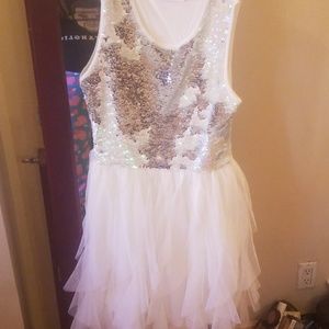Girls dress
